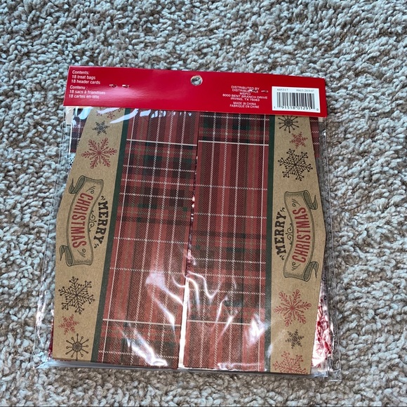 Celebrate it Christmas Snowflakes Zip Goodie Bag - Picture 3 of 7